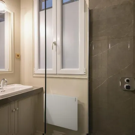 Daire Guestready - Modern And Cosy Flat In The Heart Of *